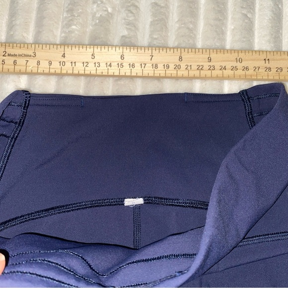 Lululemon Lean In Crop (17") Full-On Luxtreme Leggings Navy Blue Women's Size 6 - Picture 4 of 10